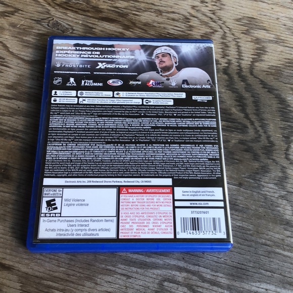 PS5 - NHL 22 - Picture 2 of 3
